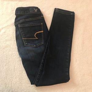 American Eagle skinny jeans contrast stitching